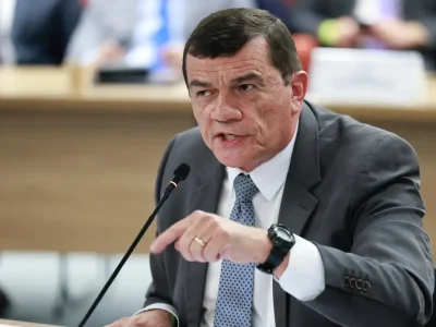 Defesa alega que ex-ministro atuou “ativamente” contra golpe de Estado