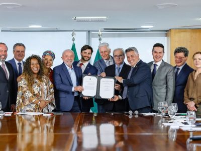 Lula anuncia R$ 770 milhões para obras de mobilidade urbana e de drenagem em Belo Horizonte