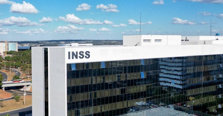 Governo do Brasil já devolveu R$ 1,29 bilhão a aposentados e pensionistas