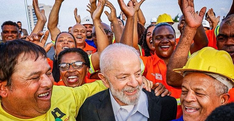 Presidente celebra aprovação na Câmara do PL que zera o IR para 10 milhões de brasileiros: “Vitória em favor da justiça tributária”