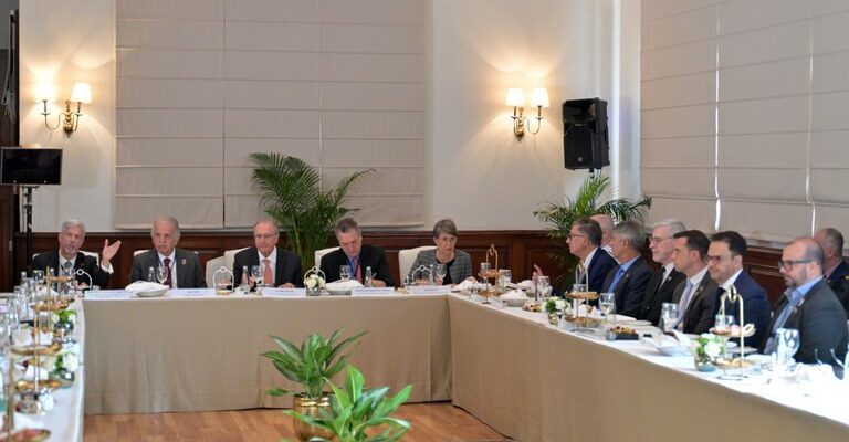 Empresários brasileiros conversam com Alckmin sobre oportunidades e desafios na Índia