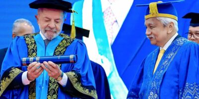 “Esse diploma não é do Lula. É de 215 milhões de brasileiros”, diz presidente ao receber homenagem na Universidade Nacional da Malásia
