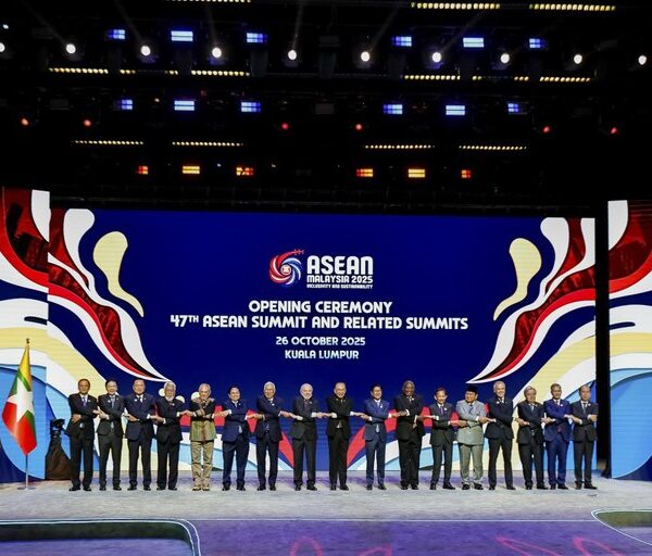 “Estar aqui é reafirmar a importância das relações do Brasil com o Sudeste Asiático”, diz Lula sobre participação na Cúpula da ASEAN