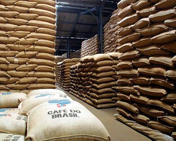 Recorde do século: Espírito Santo deve fechar 2025 com US,25 bilhão na exportação de café