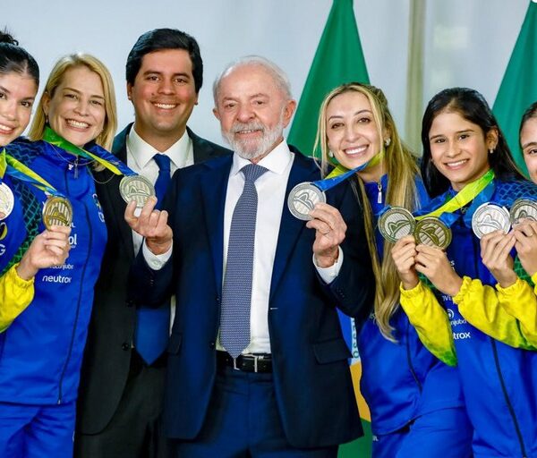 Governo do Brasil abre edital de seleção para a Bolsa Pódio