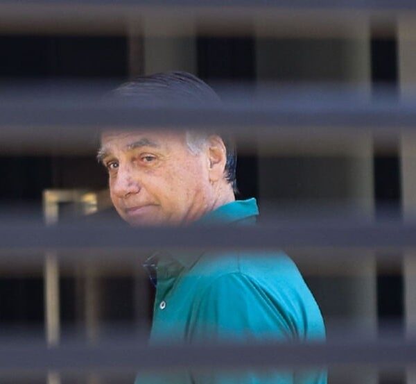 Veja os próximos passos no STF após prisão preventiva de Bolsonaro ordenada por Moraes