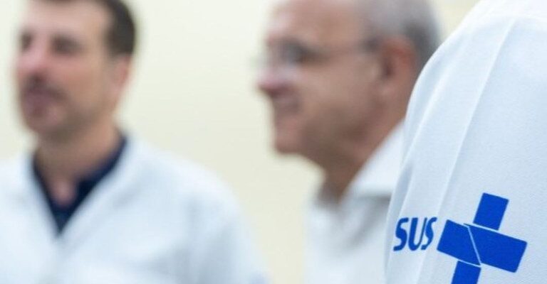 Governo do Brasil amplia em 92% número de bolsas para formação de especialistas na área da saúde