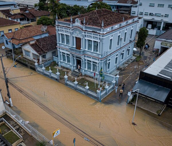 Banco do Brasil anuncia medidas de apoio às vítimas das enchentes na Zona da Mata mineira