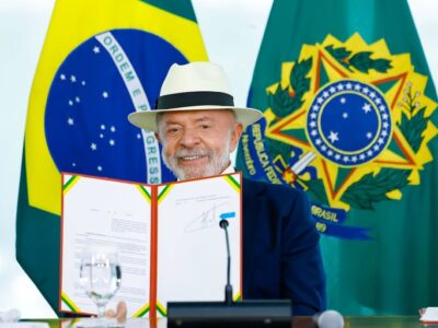 Lula assina promulgação do acordo Mercosul–União Europeia e envia ao Congresso outros dois tratados