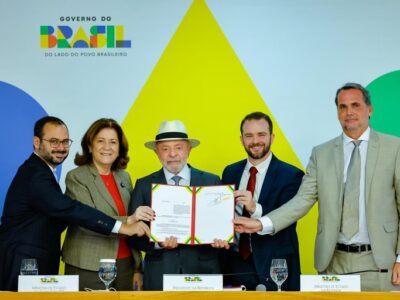 Presidente Lula assina MP do Novo Desenrola com foco na recuperação financeira de famílias, estudantes e pequenos empreendedores