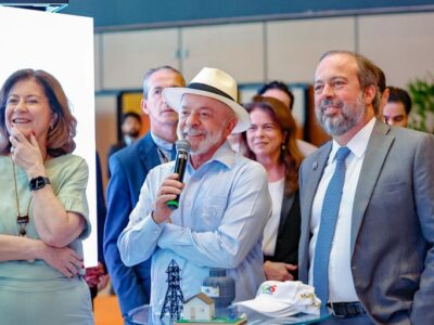 Presidente Lula anuncia R$ 130 bilhões em distribuição de energia e reforça ampliação do Luz para Todos