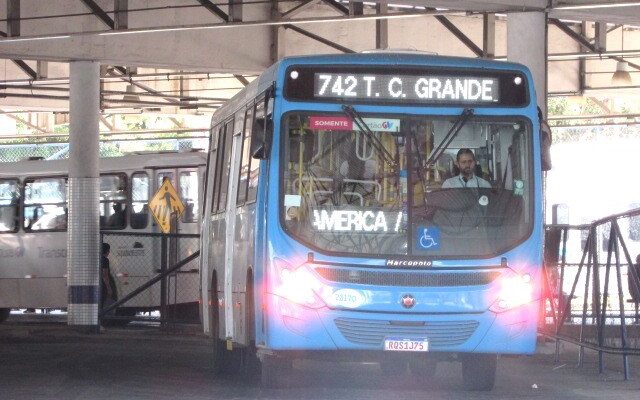 Linhas do Transcol terão mudanças com funcionamento da nova estação do Aquaviário Linhas do Transcol terão mudanças com funcionamento da nova estação do Aquaviário