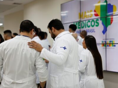 Governo do Brasil cria política integrada para formação médica Governo do Brasil cria política integrada para formação médica