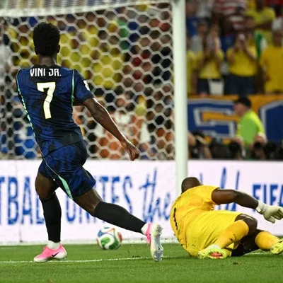 Brasil vence Haiti por 3×0 com brilho de Matheus Cunha e Vini Jr e assume liderança do grupo Brasil vence Haiti por 3×0 com brilho de Matheus Cunha e Vini Jr e assume liderança do grupo