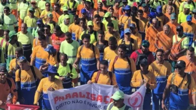 Fim da greve dos garis normaliza coleta de lixo no ES