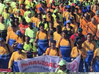 Fim da greve dos garis normaliza coleta de lixo no ES Fim da greve dos garis normaliza coleta de lixo no ES
