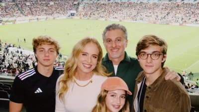 Benício Huck escolhe uma das faculdades mais prestigiadas do país, com custo de quase R$ 100 mil por ano Benício Huck escolhe uma das faculdades mais prestigiadas do país, com custo de quase R$ 100 mil por ano