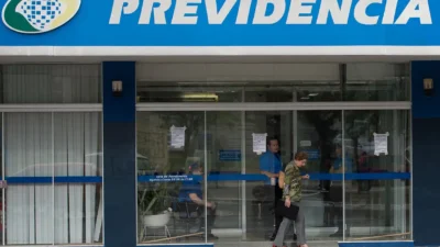 Governo destina R$ 547 milhões para ressarcir beneficiários do INSS Governo destina R$ 547 milhões para ressarcir beneficiários do INSS